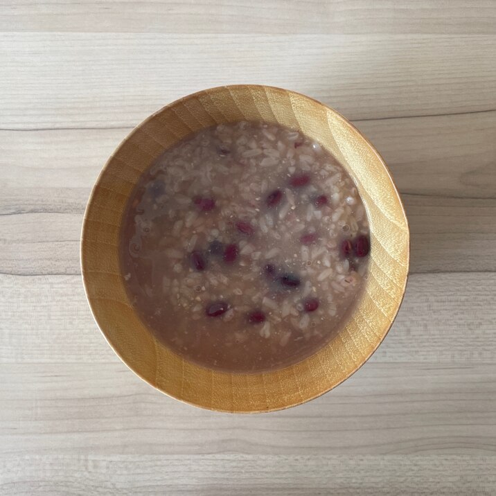 小豆と根昆布水の味噌醤油もち米煮